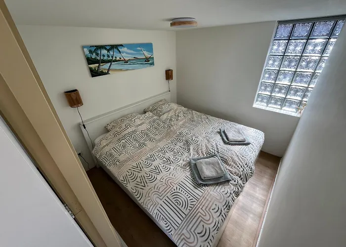 Bed & - Free Parking And Close To Beach! 別荘 *